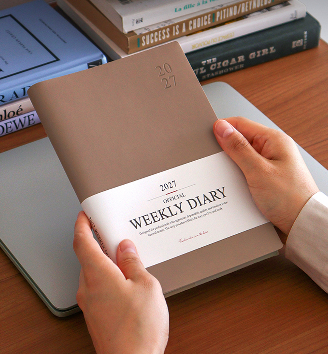 2027 Official A5 Weekly Planner