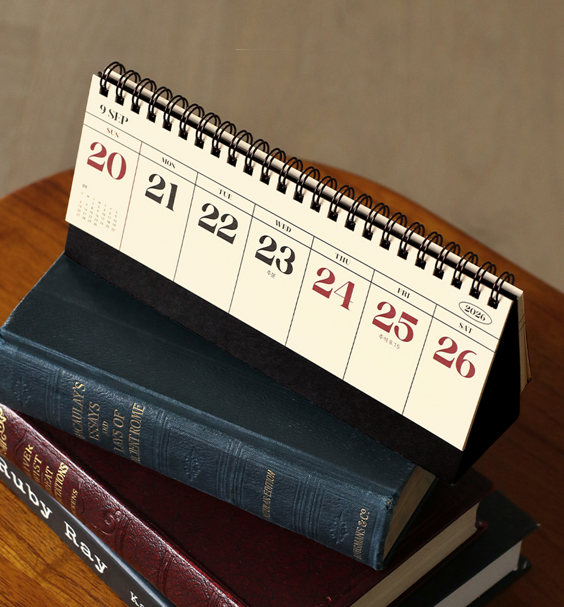 2026 Remind Weekly Desk Calendar