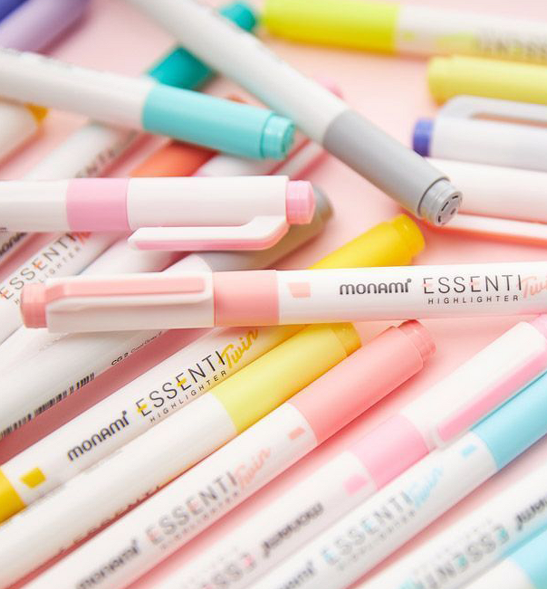 Essenti Twin Highlighter 4 Color Set