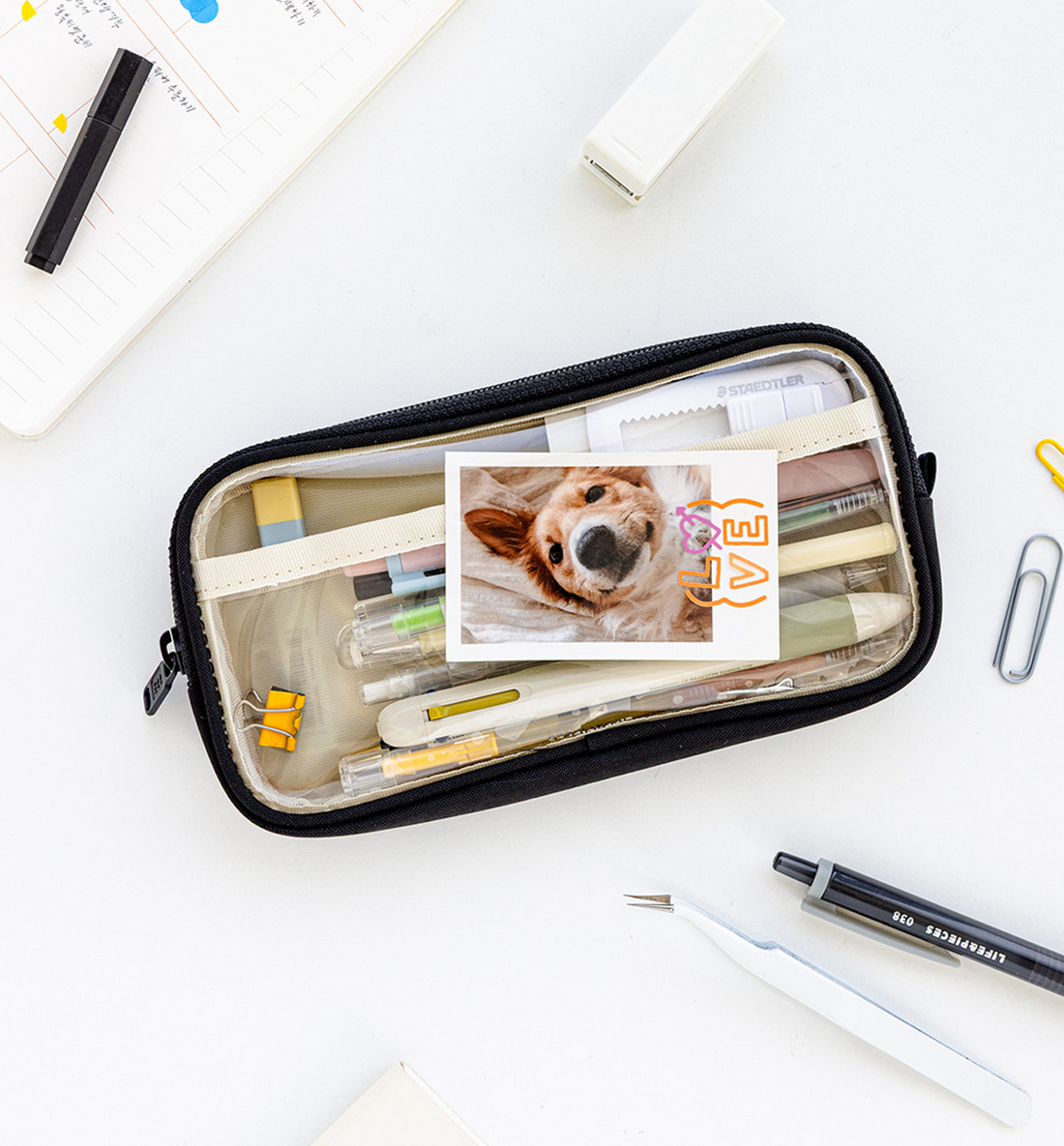 Momossi Window Flat Pencil Case