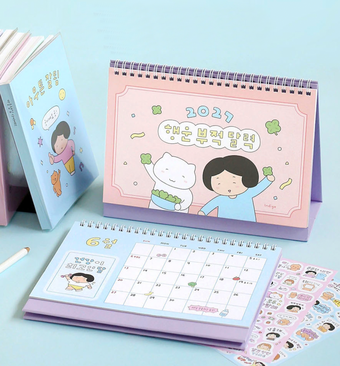 2027 Lucky Charm Illustration Desk Calendar