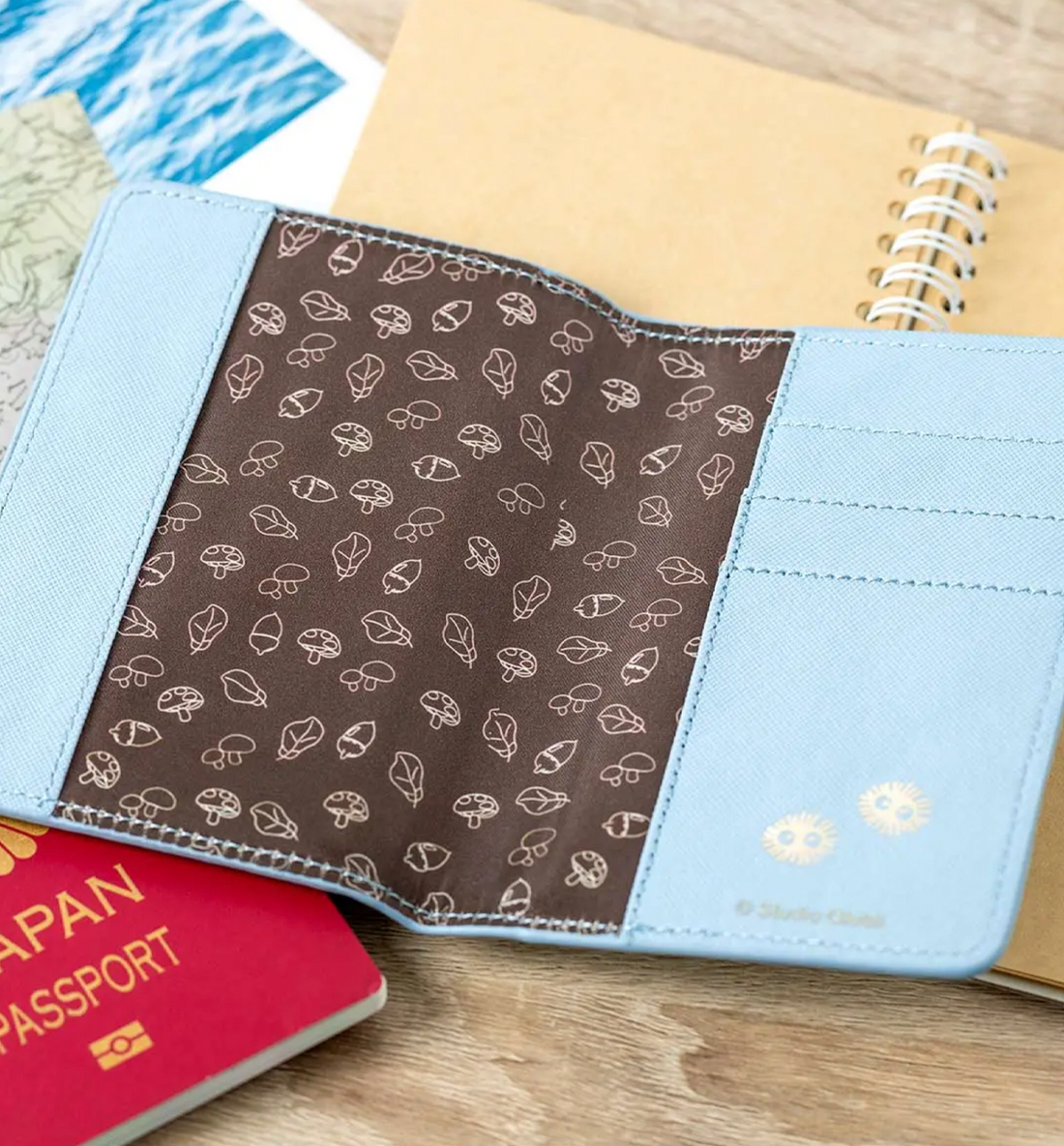 Medium Totoro Passport Case