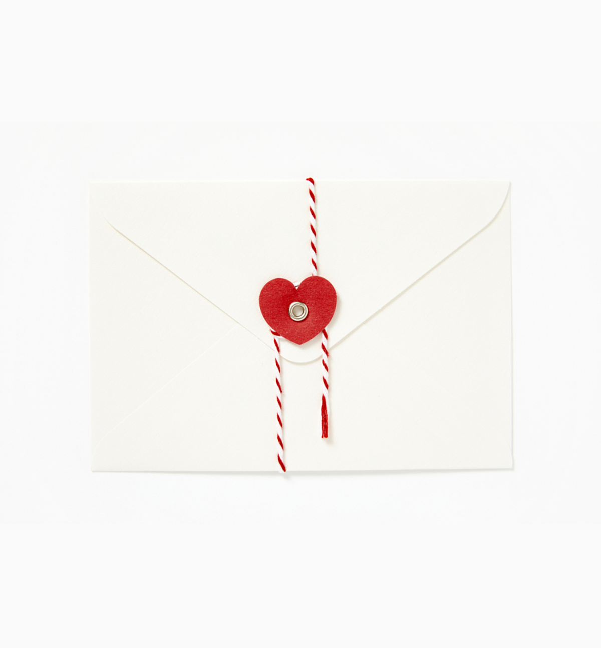 White Bear Heart Check Letters & Envelopes