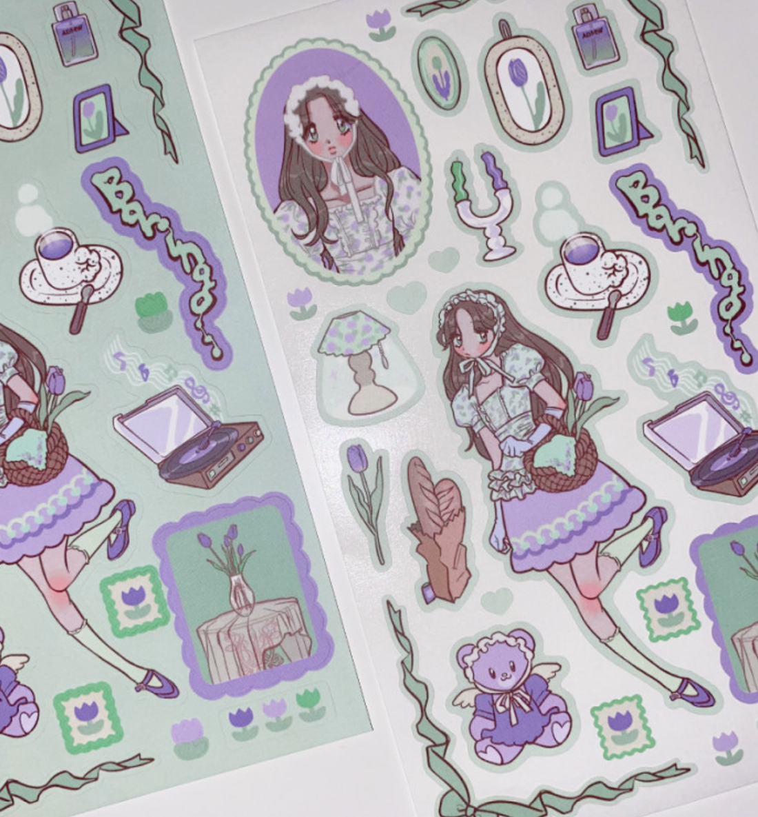 Domi World Purple Tulip Sticker