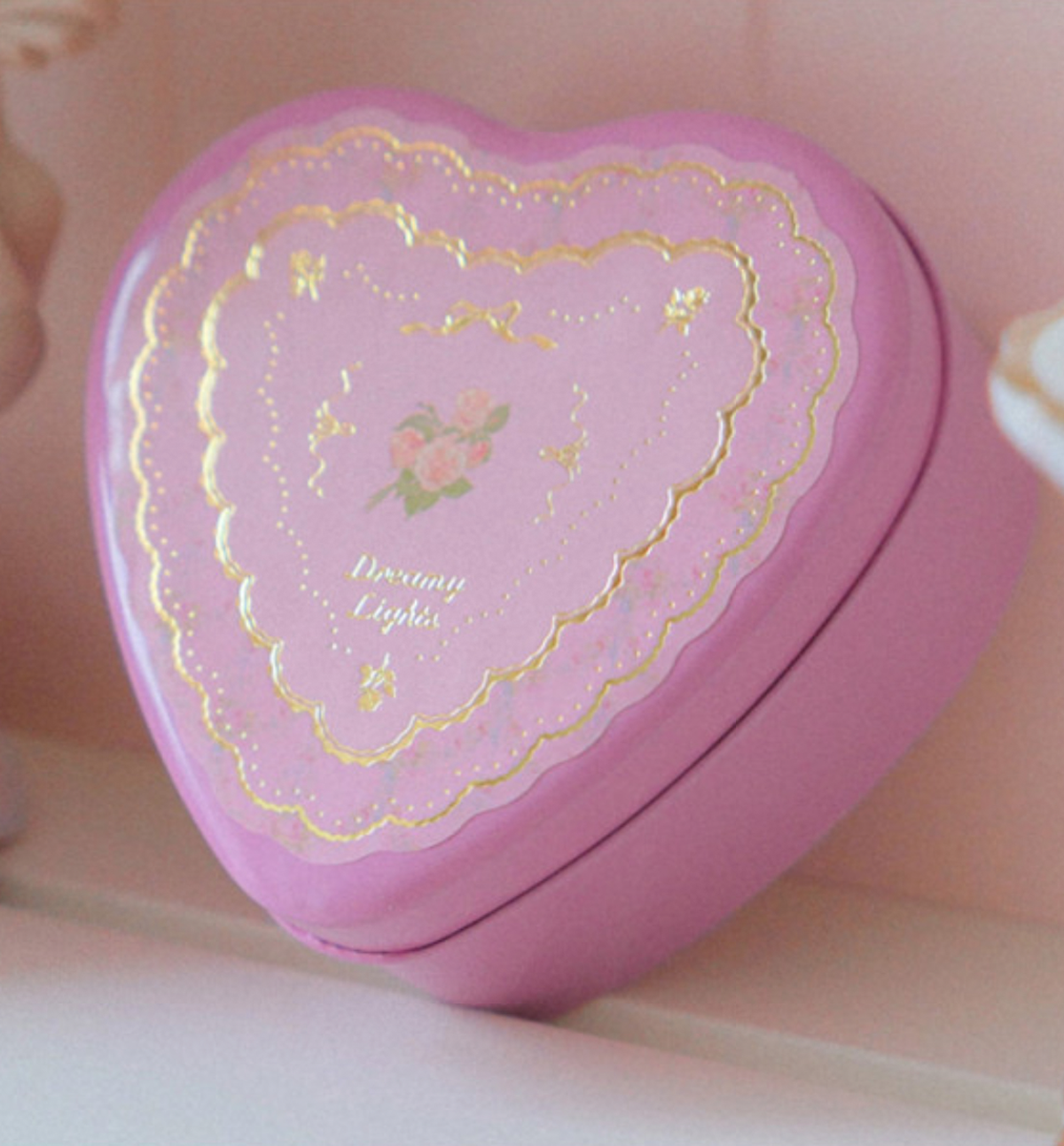 Romantic Heart Tin Case