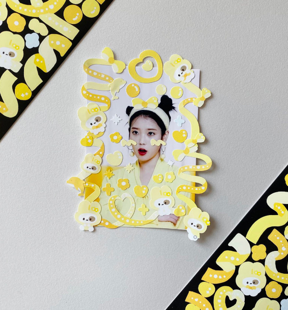 Bunny Confetti Seal Sticker [Light Yellow]