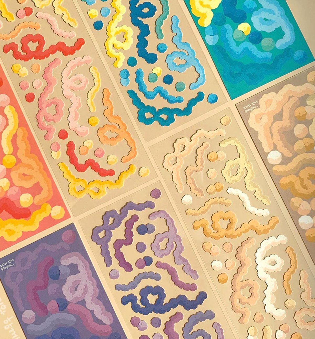 Confetti Seal Sticker [4 Colors]