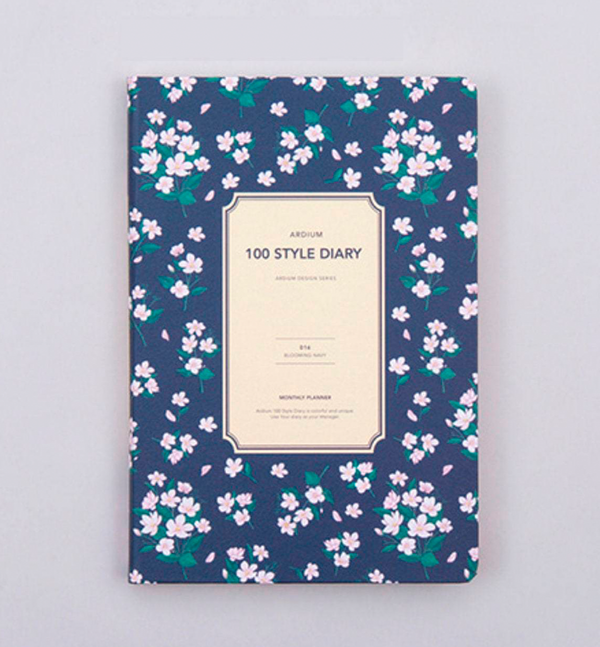 100 Style Diary [Blooming Navy]
