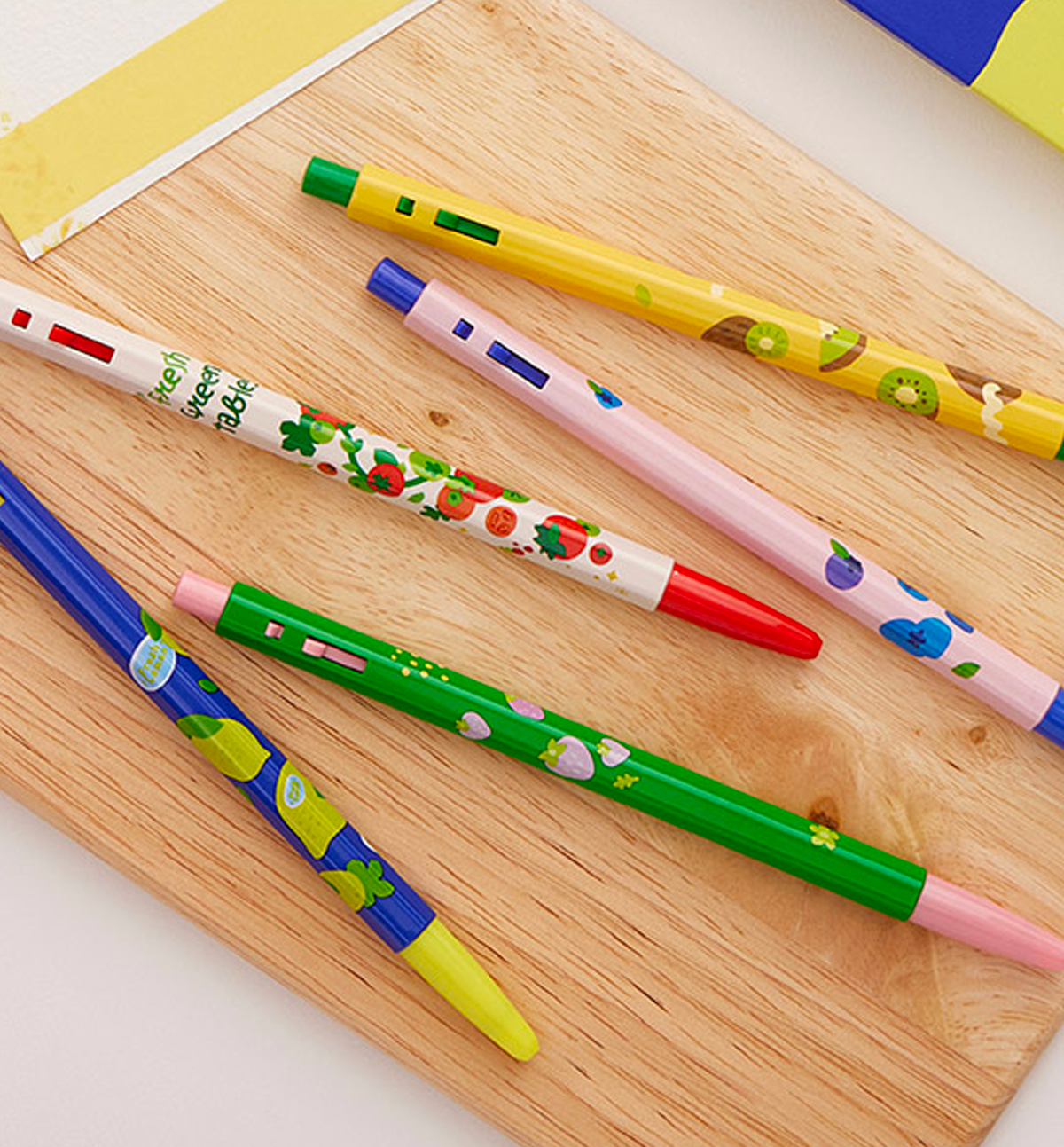 153 Fresh Fruit Pens [Limited Edition]