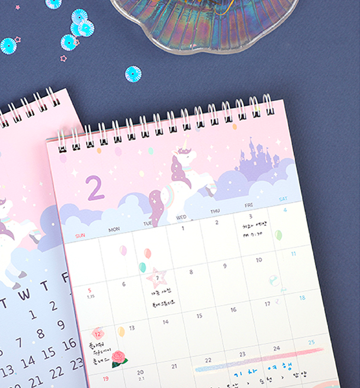 2023 Chou Chou Desk Calendar