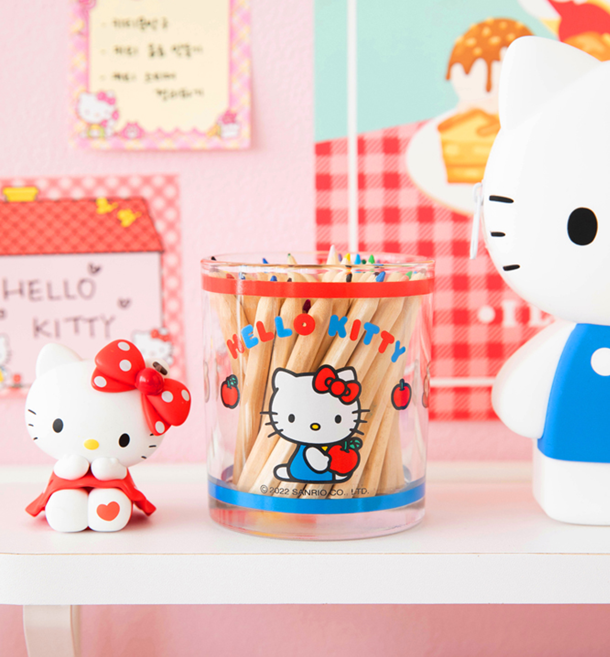 Hello Kitty Retro Cup Set